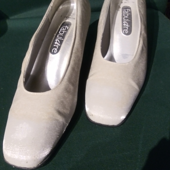 Shoes - Picture 3 of 7